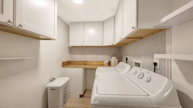 2243 LOCKWOOD MEADOWS DRIVE, Sarasota, FL 34234