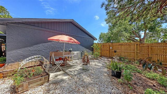2243 LOCKWOOD MEADOWS DRIVE, Sarasota, FL 34234