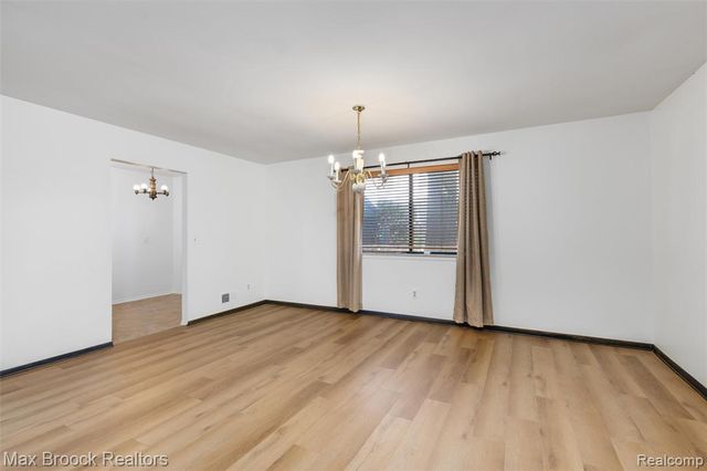 29764 Farmbrook Villa Lane, Southfield, MI 48034