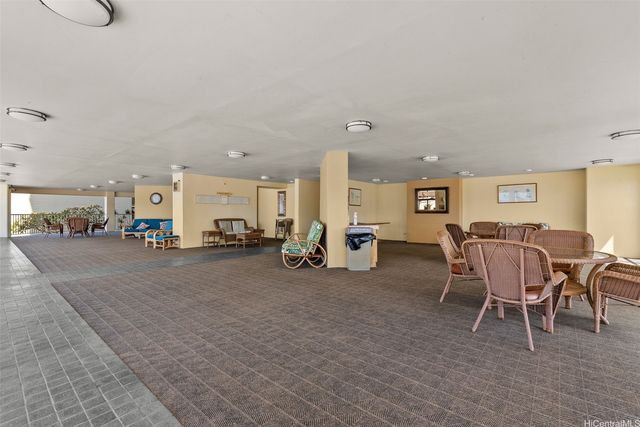 1031 Maunaihi Place 401, Honolulu, HI 96822