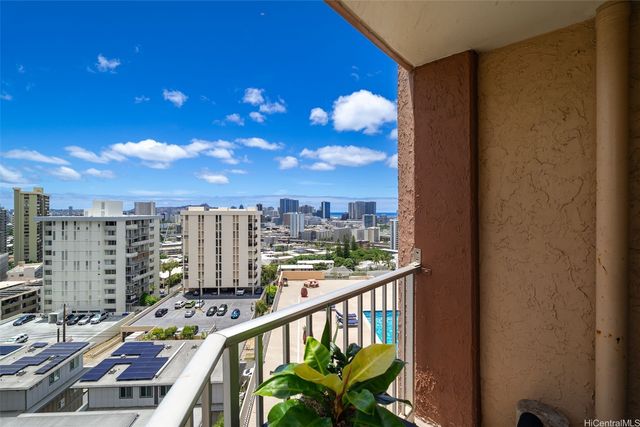 1031 Maunaihi Place 401, Honolulu, HI 96822