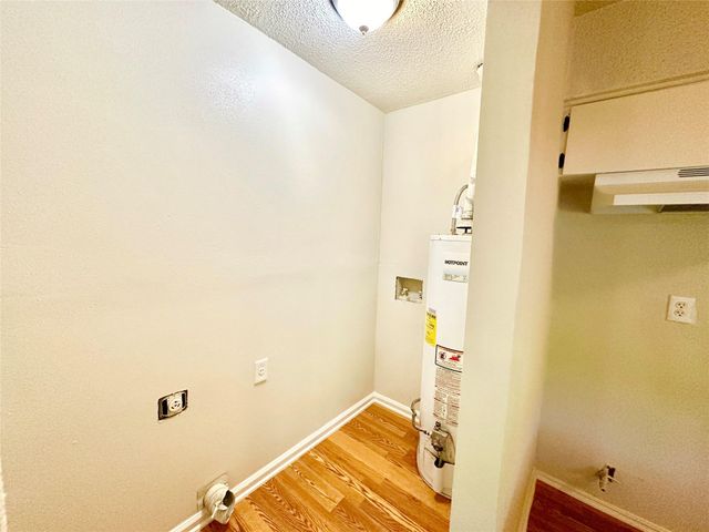4901 York Hill DR, Austin, TX 78723