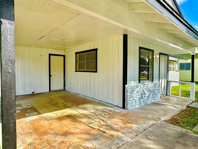 4901 York Hill DR, Austin, TX 78723