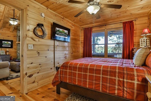 93 Anderson Drive, Blue Ridge, GA 30513