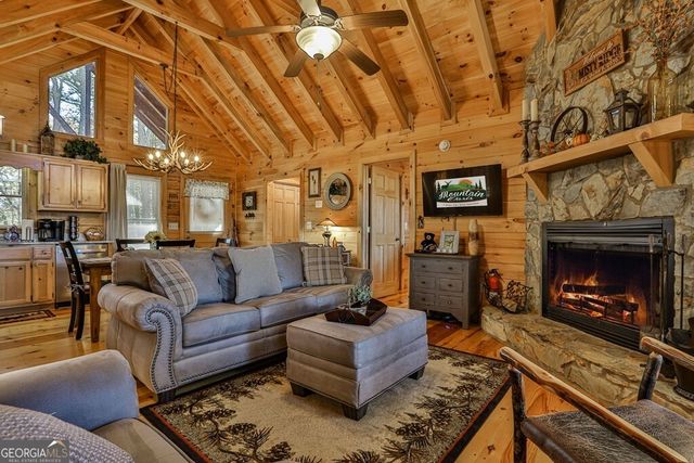 93 Anderson Drive, Blue Ridge, GA 30513