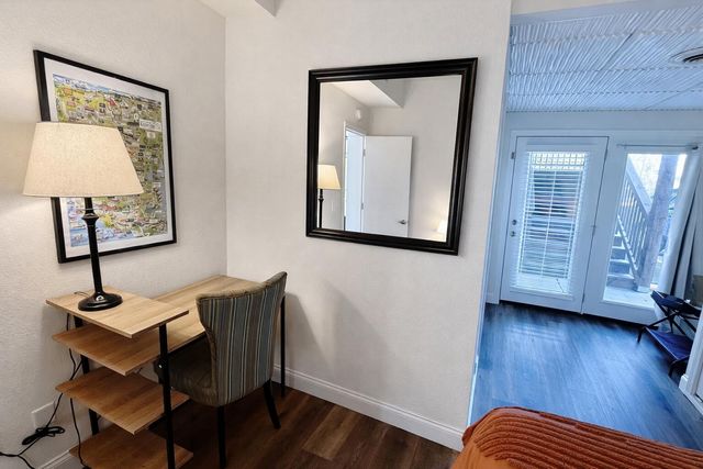 100 Getaway Circle 101, Kimberling City, MO 65686