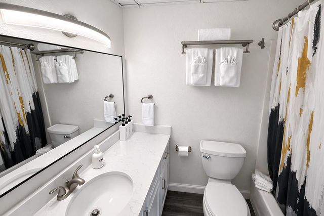 100 Getaway Circle 101, Kimberling City, MO 65686