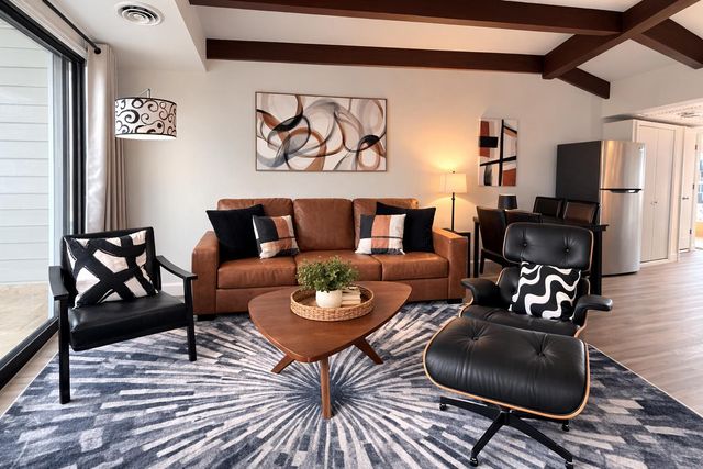 100 Getaway Circle 101, Kimberling City, MO 65686