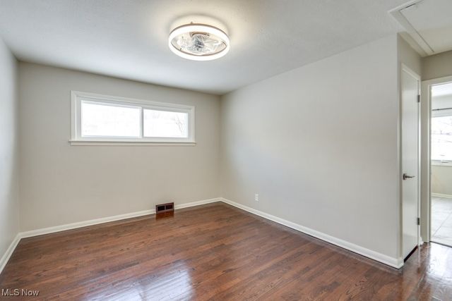 4485 Longleaf Road, Warrensville Heights, OH 44128