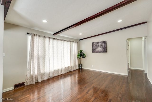 4485 Longleaf Road, Warrensville Heights, OH 44128