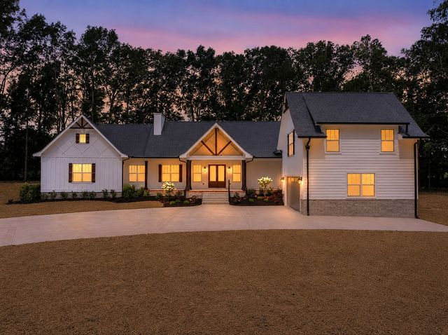 453 Dogwood Ln, Manchester, TN 37355