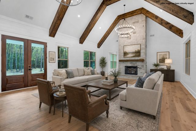 453 Dogwood Ln, Manchester, TN 37355