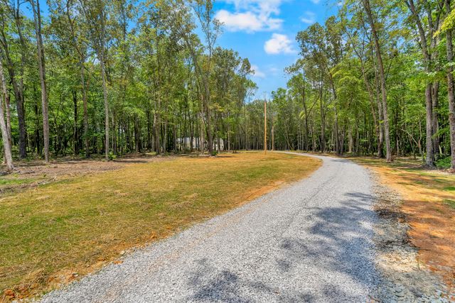 453 Dogwood Ln, Manchester, TN 37355