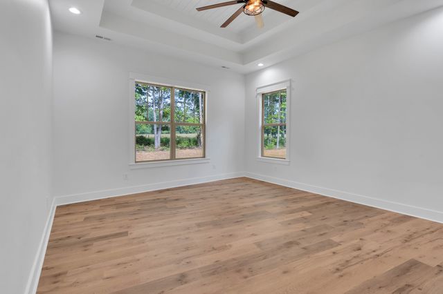 453 Dogwood Ln, Manchester, TN 37355