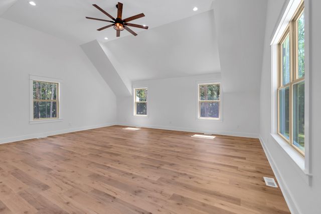 453 Dogwood Ln, Manchester, TN 37355