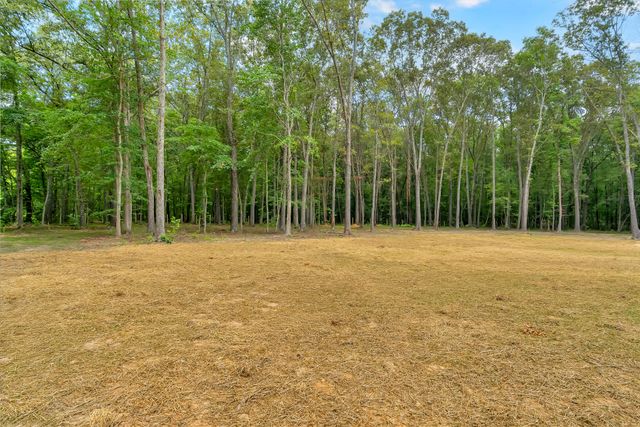 453 Dogwood Ln, Manchester, TN 37355
