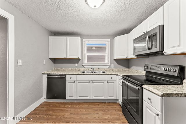 2150 MOREHOUSE Road, Jacksonville, FL 32209