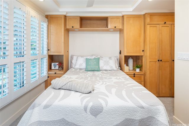 2957 Kalakaua Avenue 418, Honolulu, HI 96815