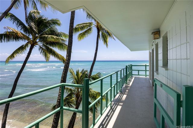 2957 Kalakaua Avenue 418, Honolulu, HI 96815