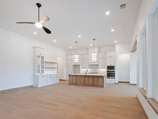 514 Basin Way, Norman, OK 73069