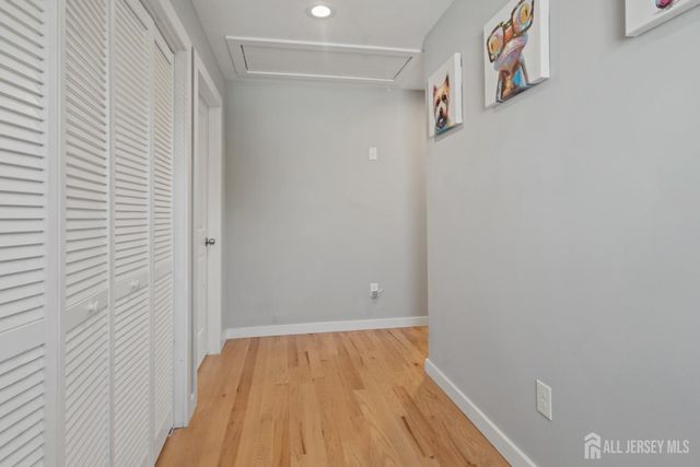 13 Albany Street, Edison, NJ 08837