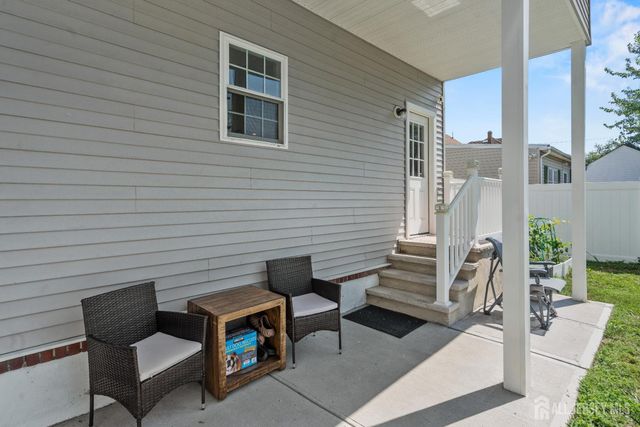 13 Albany Street, Edison, NJ 08837