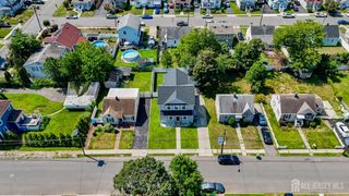 13 Albany Street, Edison, NJ 08837