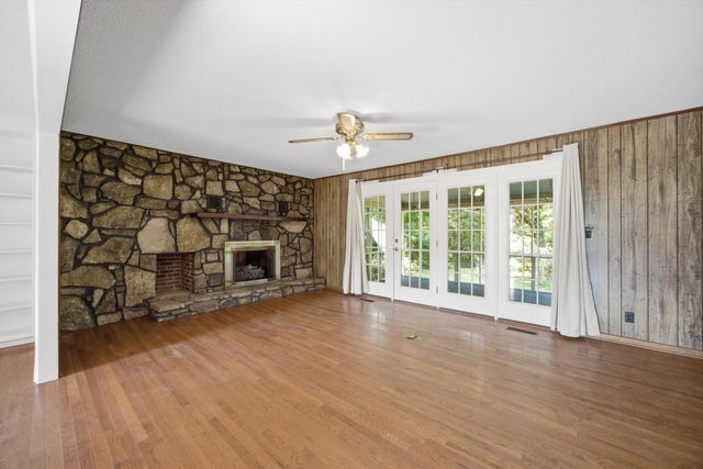 109 Carter Farris Lane, Winchester, TN 37398