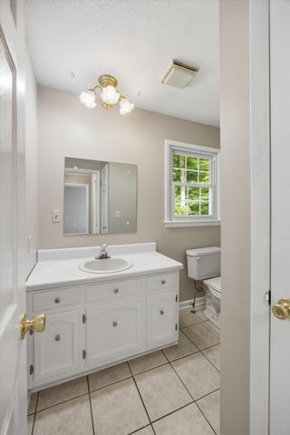 109 Carter Farris Lane, Winchester, TN 37398