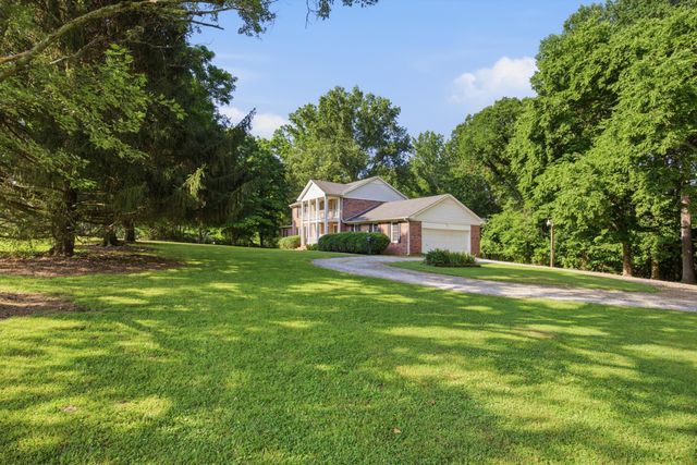 109 Carter Farris Lane, Winchester, TN 37398