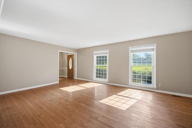 109 Carter Farris Lane, Winchester, TN 37398