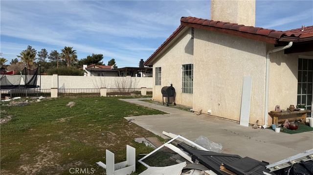 13116 Rincon, Apple Valley, CA 92308