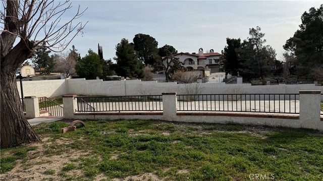 13116 Rincon, Apple Valley, CA 92308