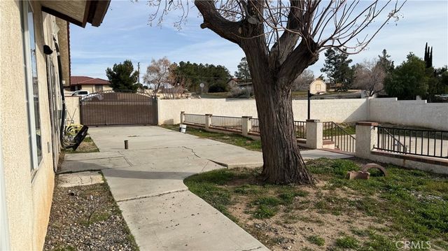 13116 Rincon, Apple Valley, CA 92308