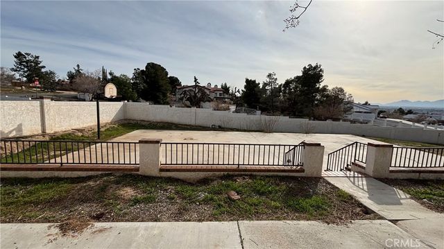 13116 Rincon, Apple Valley, CA 92308