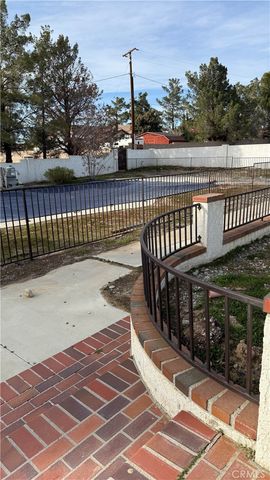 13116 Rincon, Apple Valley, CA 92308