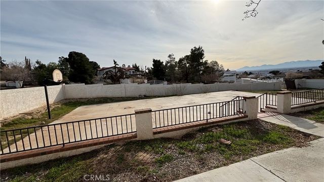 13116 Rincon, Apple Valley, CA 92308