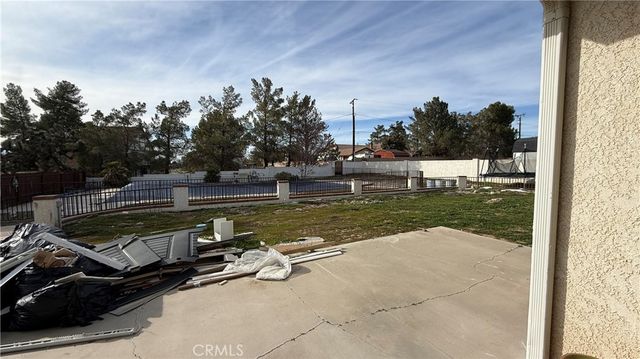 13116 Rincon, Apple Valley, CA 92308