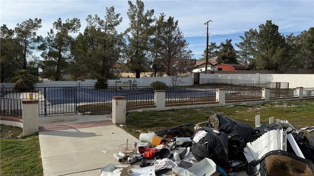 13116 Rincon, Apple Valley, CA 92308