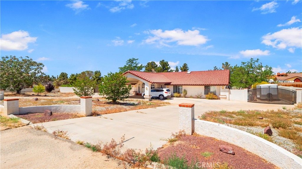 13116 Rincon, Apple Valley, CA 92308