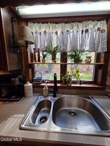 26 Hidden Hills Drive, Queensbury, NY 12804