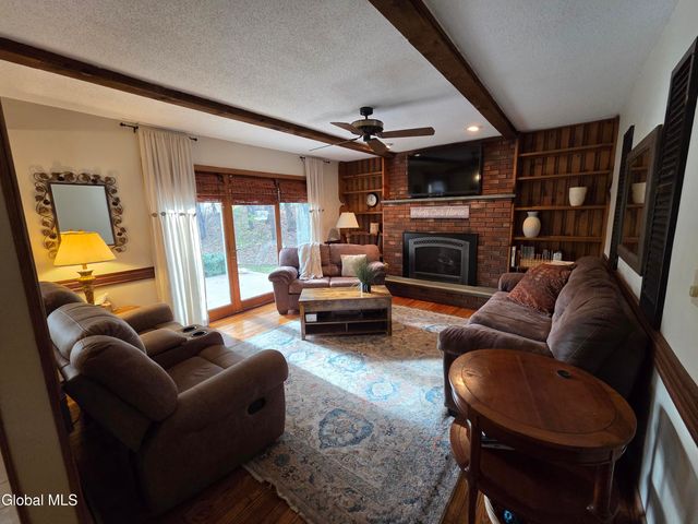 26 Hidden Hills Drive, Queensbury, NY 12804