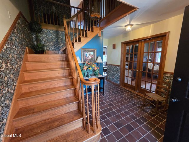 26 Hidden Hills Drive, Queensbury, NY 12804