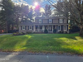 26 Hidden Hills Drive, Queensbury, NY 12804