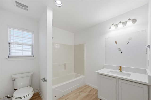 1826 Kraft Street, Dallas, TX 75212