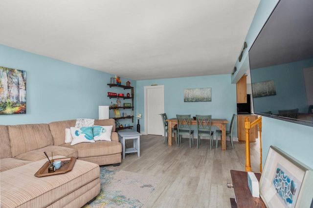 5638 W Peninsula DRIVE, Waterford, WI 53185