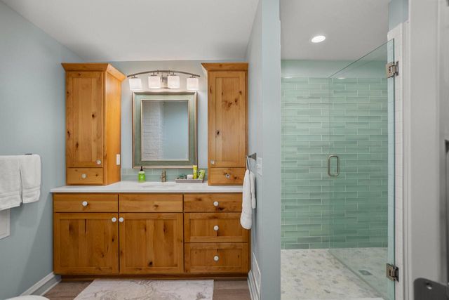 5638 W Peninsula DRIVE, Waterford, WI 53185