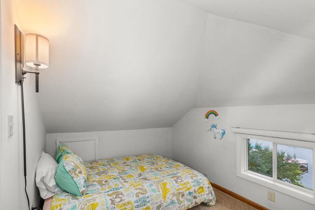 5638 W Peninsula DRIVE, Waterford, WI 53185