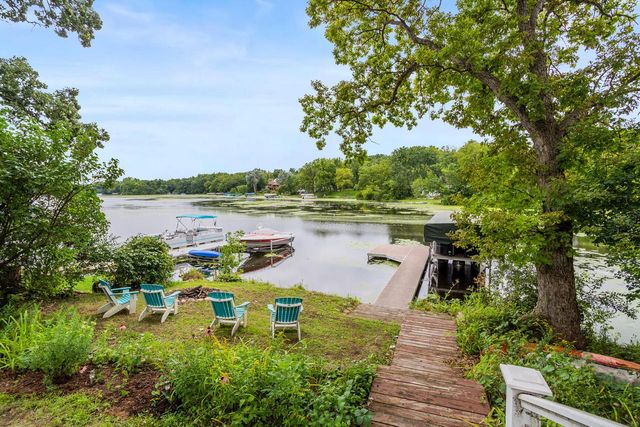 5638 W Peninsula DRIVE, Waterford, WI 53185