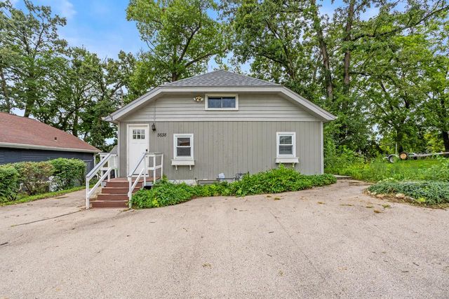5638 W Peninsula DRIVE, Waterford, WI 53185